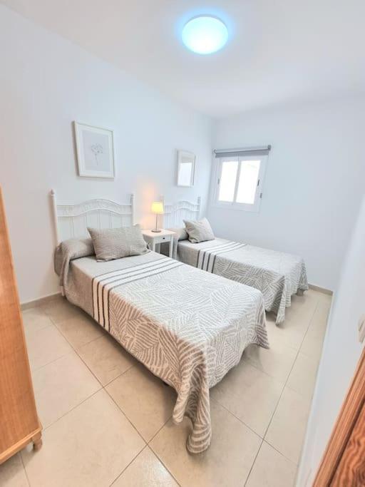 Apartament Clavel Los Cristianos  Zewnętrze zdjęcie