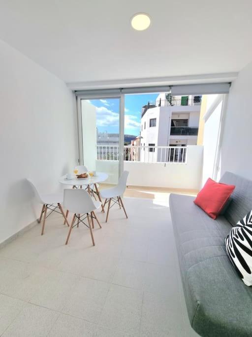 Apartament Clavel Los Cristianos  Zewnętrze zdjęcie